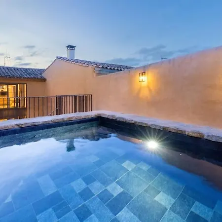 Longue Vie A La Reine - Piscine - Chateau Vila Carcassonne